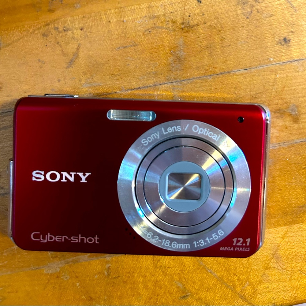 Sony Cyber Shot 12.1 mp